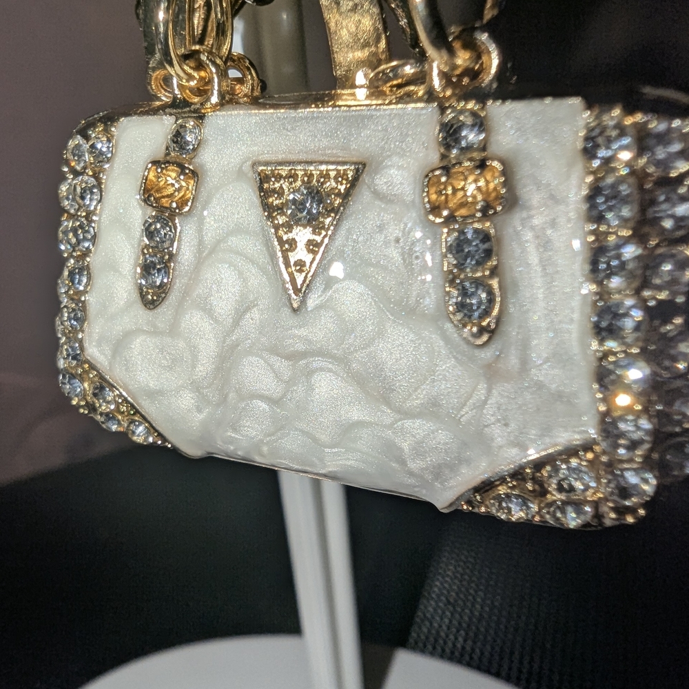 Mine White and Gold Key Holder